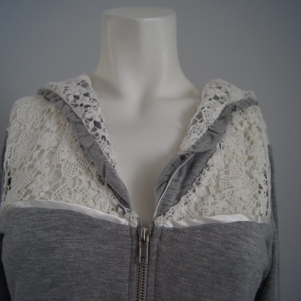 Beach Bunny Lounge Zip Hoodie S | Gray White Lace - Picture 3 of 9
